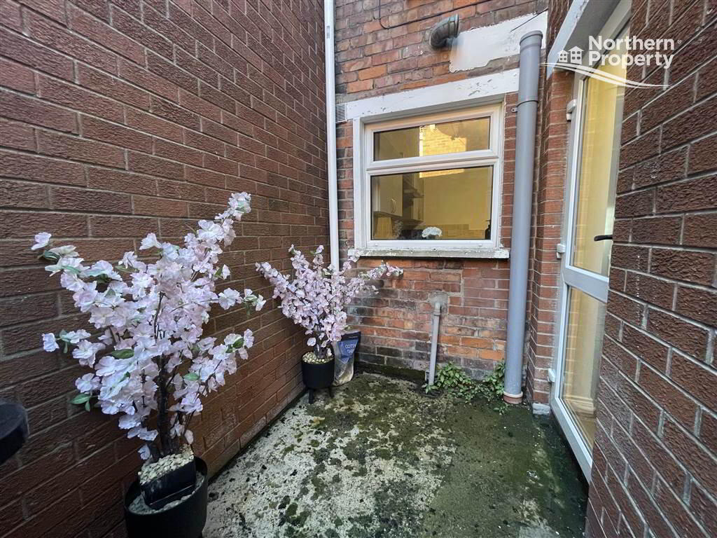 Photo 11 of 45 Locan Street, Belfast