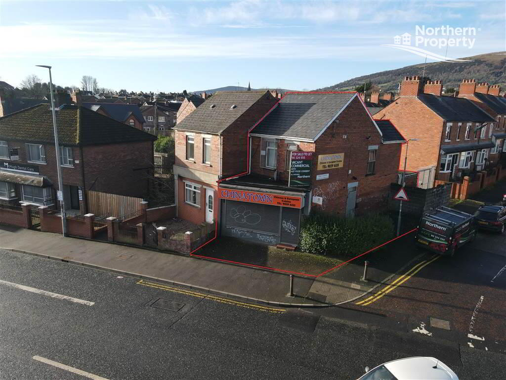 Photo 3 of 533 Falls Road, Belfast