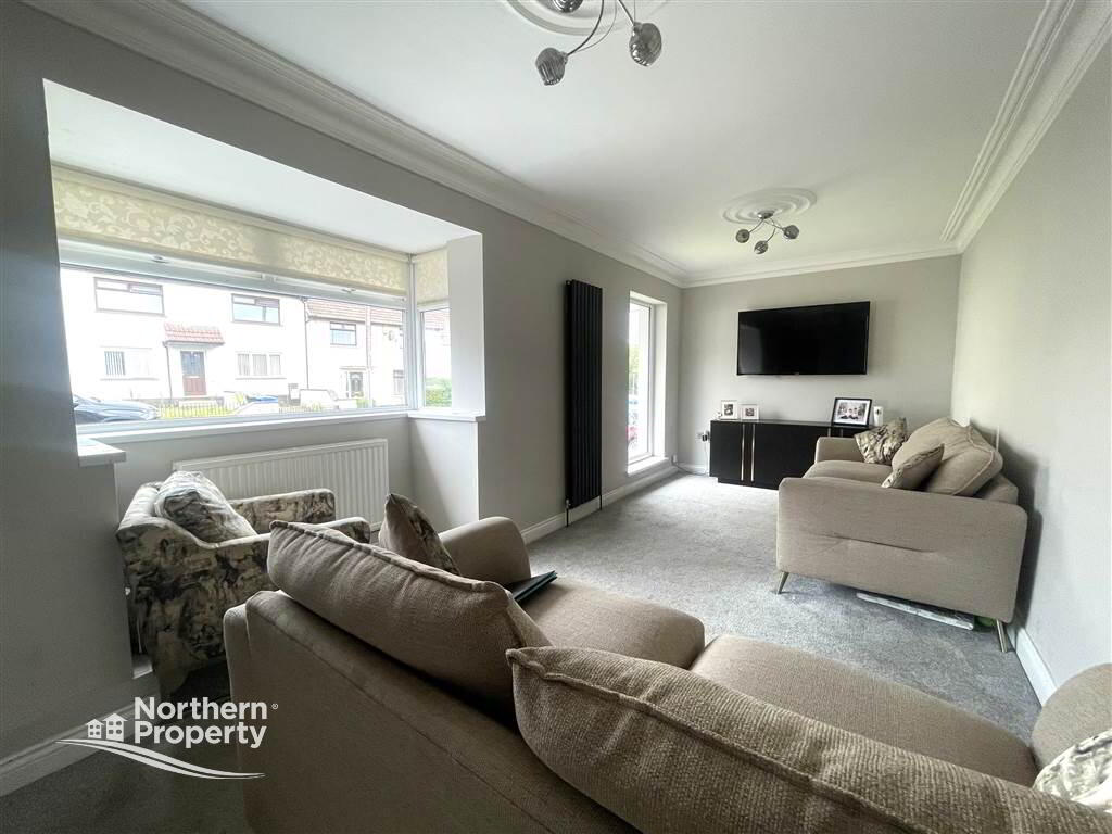 Photo 2 of 52 Ramoan Gardens, Belfast