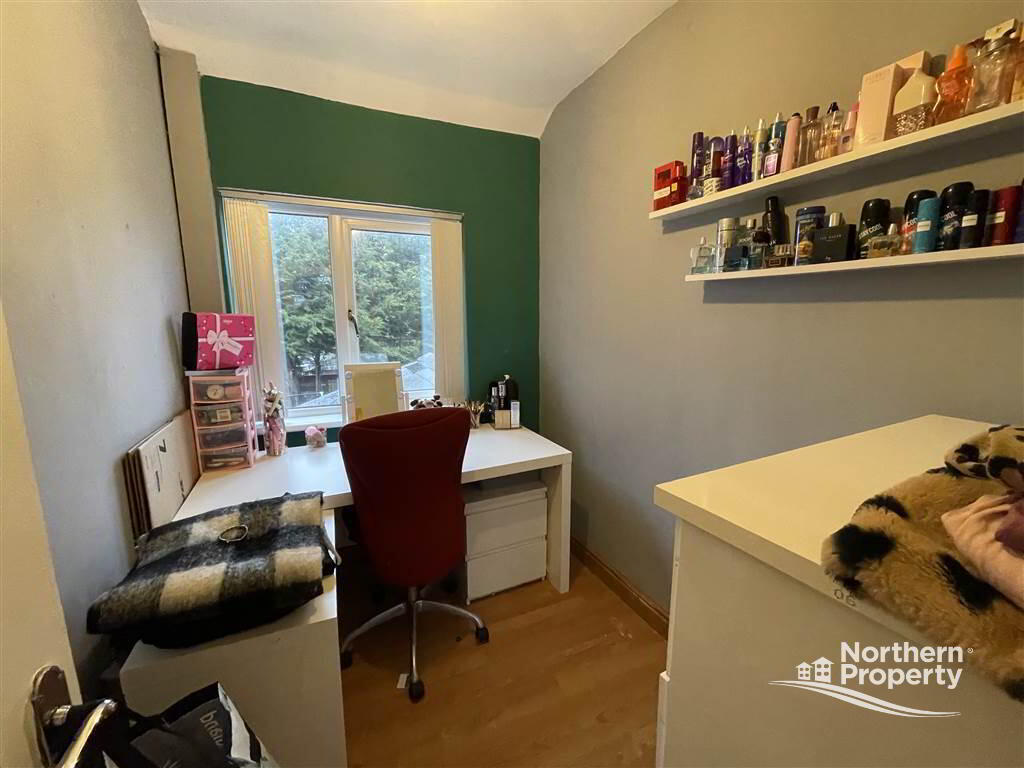 Photo 8 of 82 Iris Drive, Belfast