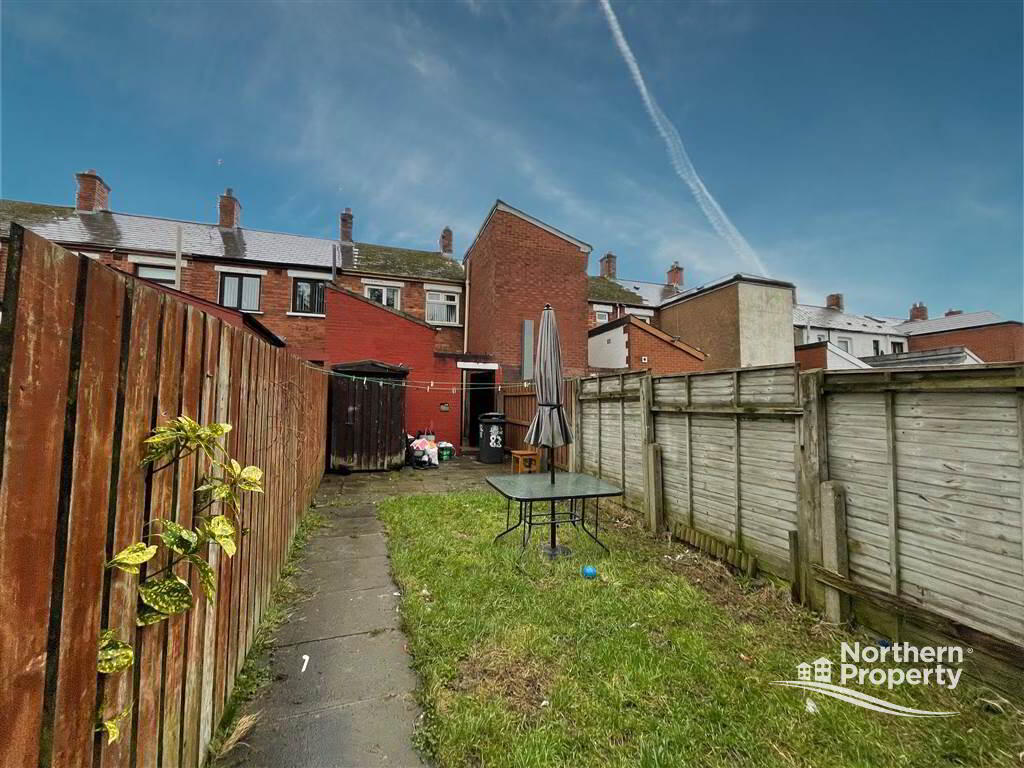 Photo 10 of 82 Iris Drive, Belfast