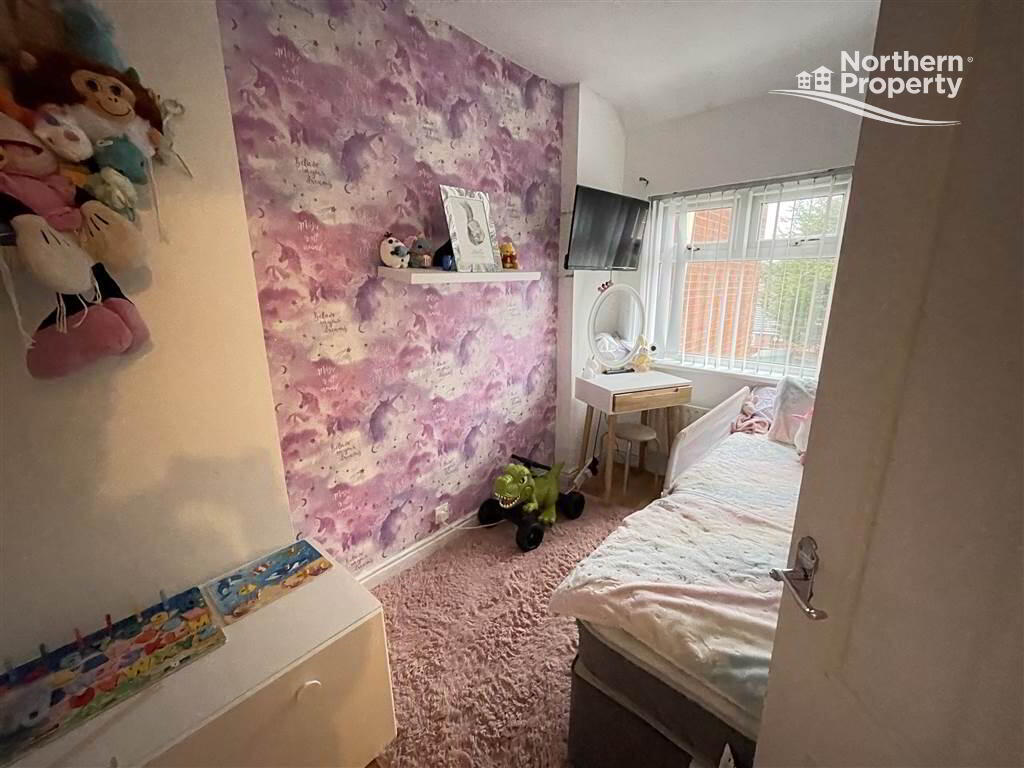 Photo 9 of 82 Iris Drive, Belfast
