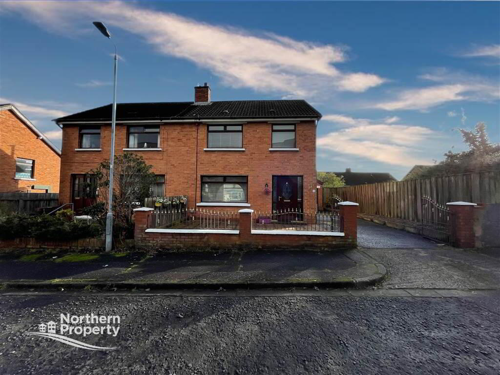 Photo 1 of 12 Dermott Hill Green, Belfast