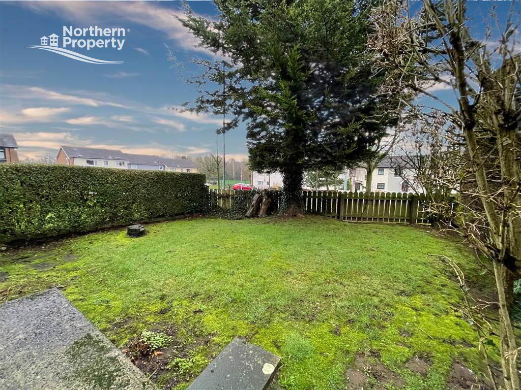 Photo 3 of 38 Chestnut Park, Belfast