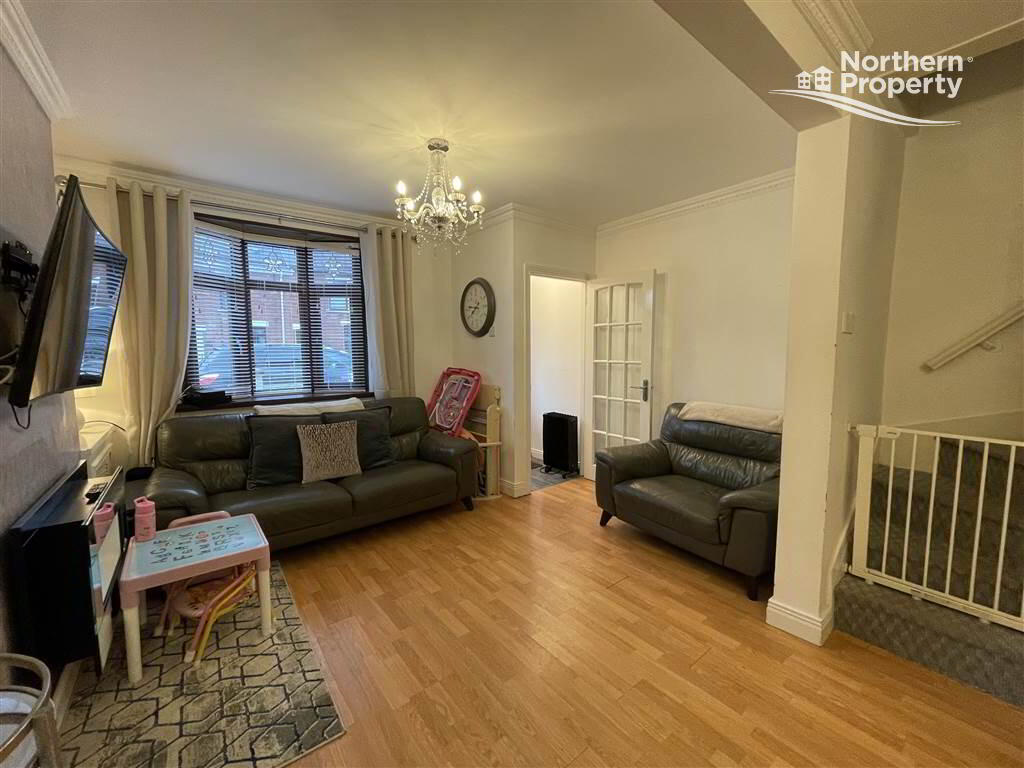 Photo 4 of 11 Beechmount Street, Belfast