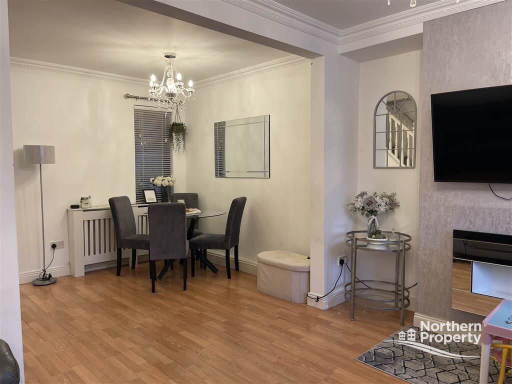 Photo 8 of 11 Beechmount Street, Belfast
