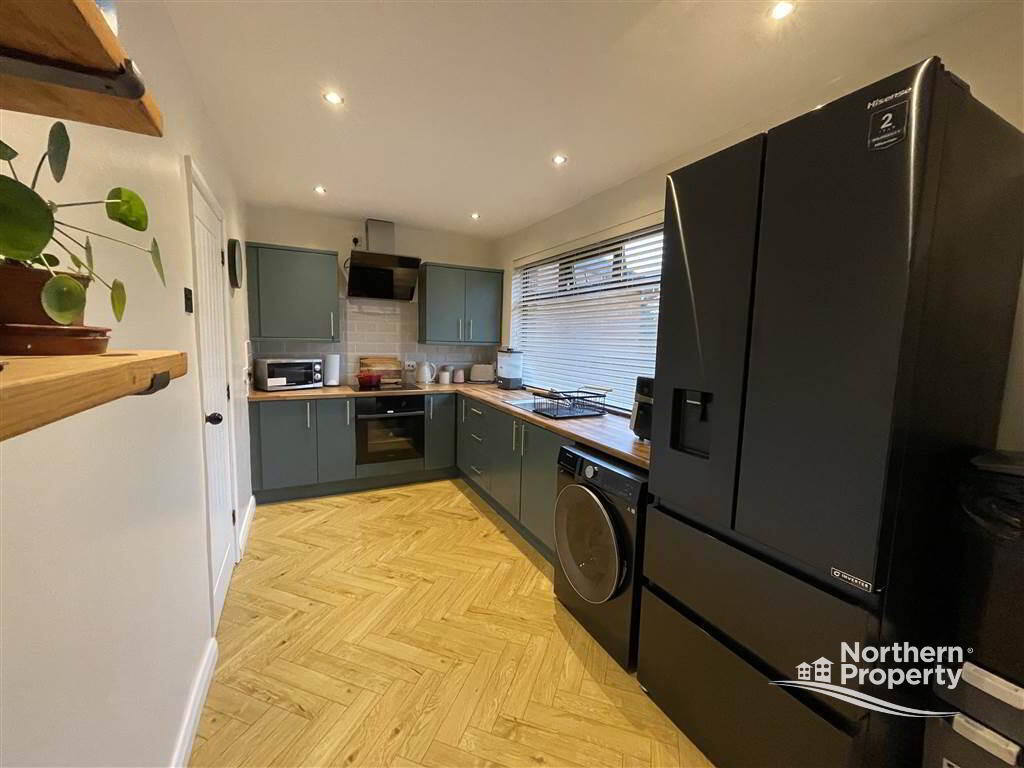 Photo 8 of 23 Abbeydale Crescent, Belfast