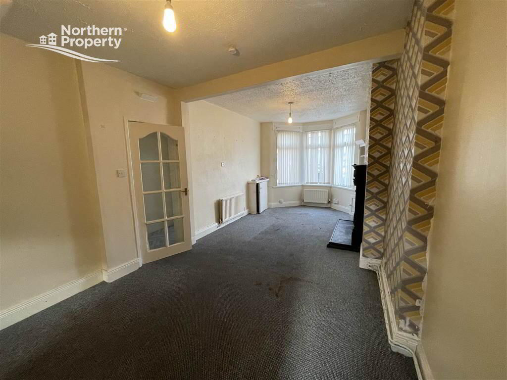 Photo 6 of 4 Beechmount Avenue, Belfast