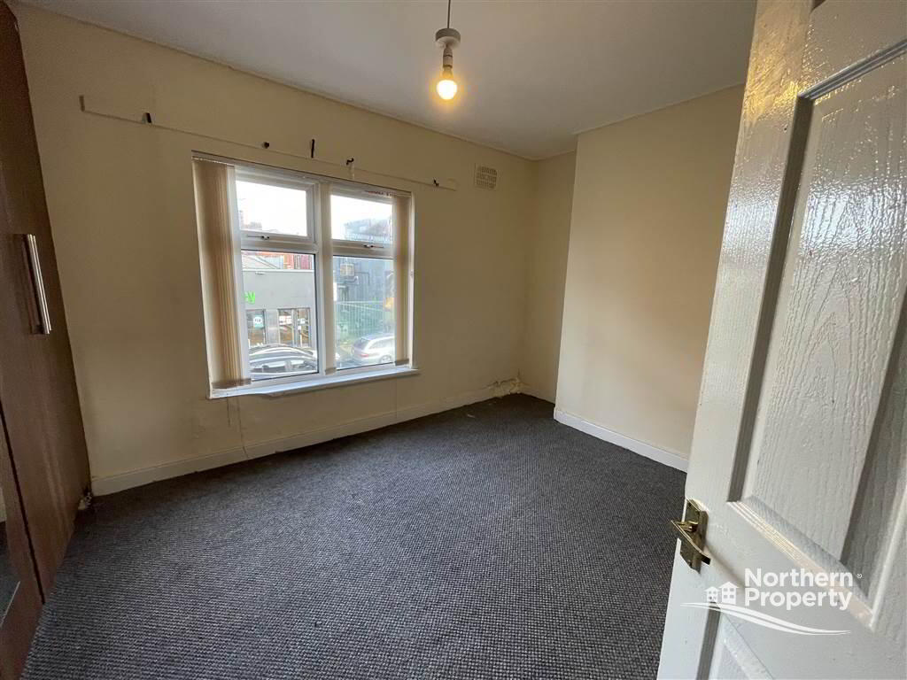 Photo 11 of 4 Beechmount Avenue, Belfast