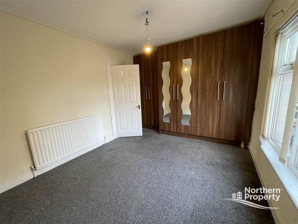 Photo 12 of 4 Beechmount Avenue, Belfast