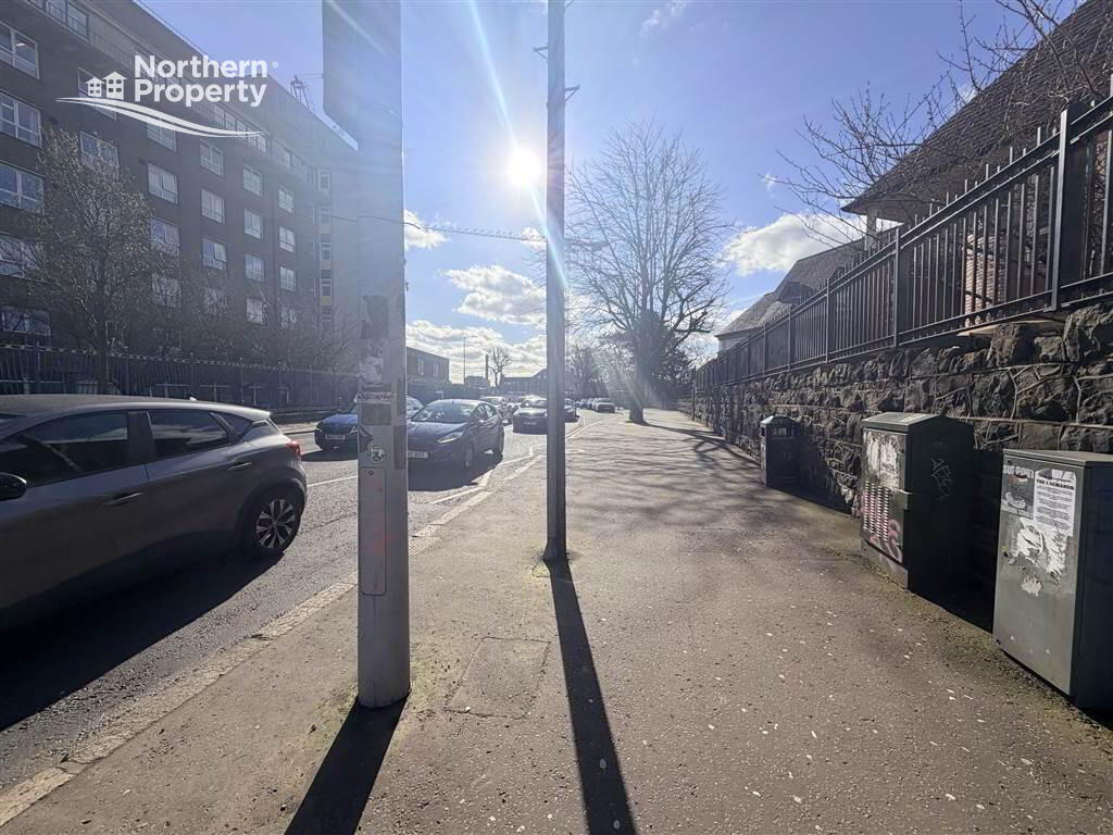 Photo 9 of 131a Falls Road, Belfast