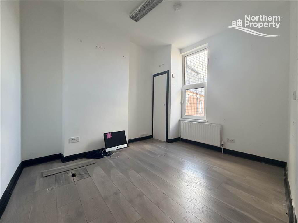 Photo 2 of 131a Falls Road, Belfast