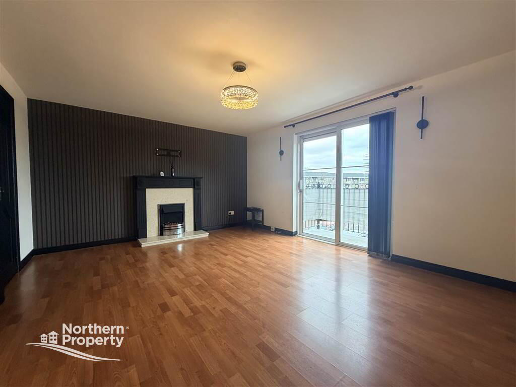 Photo 4 of 44 Larkspur Rise, Belfast