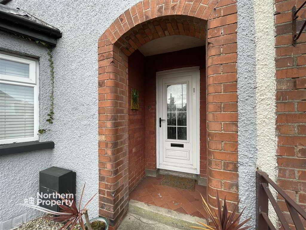 Photo 3 of 127 Kingsway, Dunmurry, Belfast