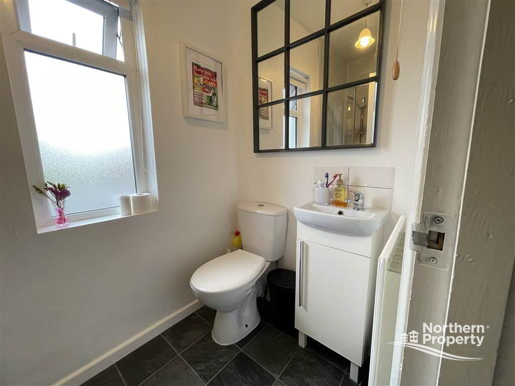 Photo 22 of 127 Kingsway, Dunmurry, Belfast