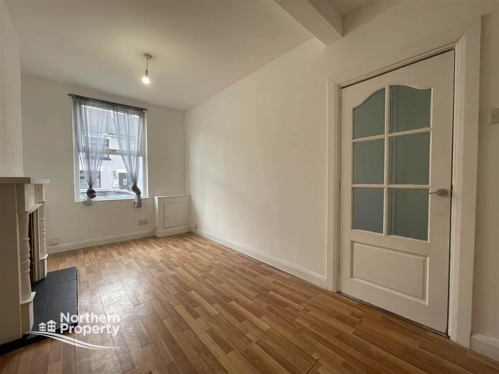 Photo 3 of 49 Forfar Street, Belfast