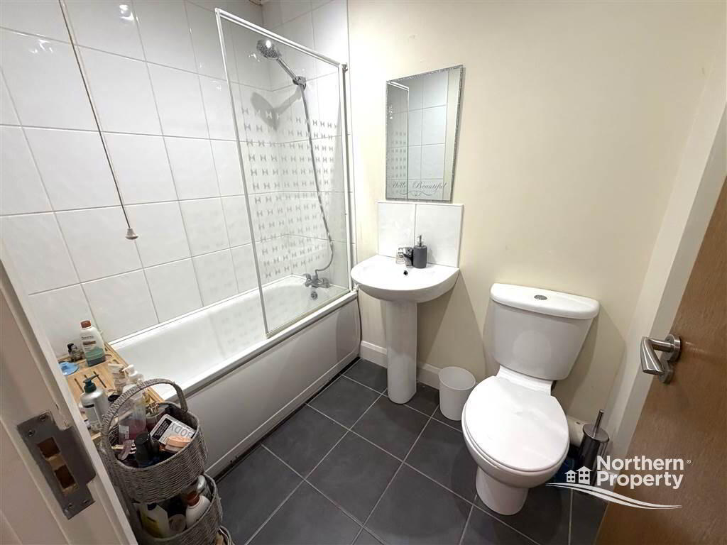Photo 2 of Apt 2, 185 Antrim Road, Belfast