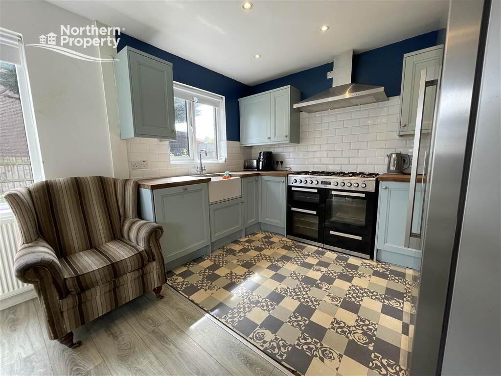 Photo 6 of 14 Lagmore Grove, Belfast