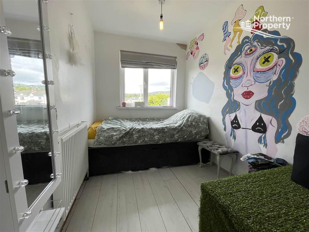 Photo 10 of 14 Lagmore Grove, Belfast