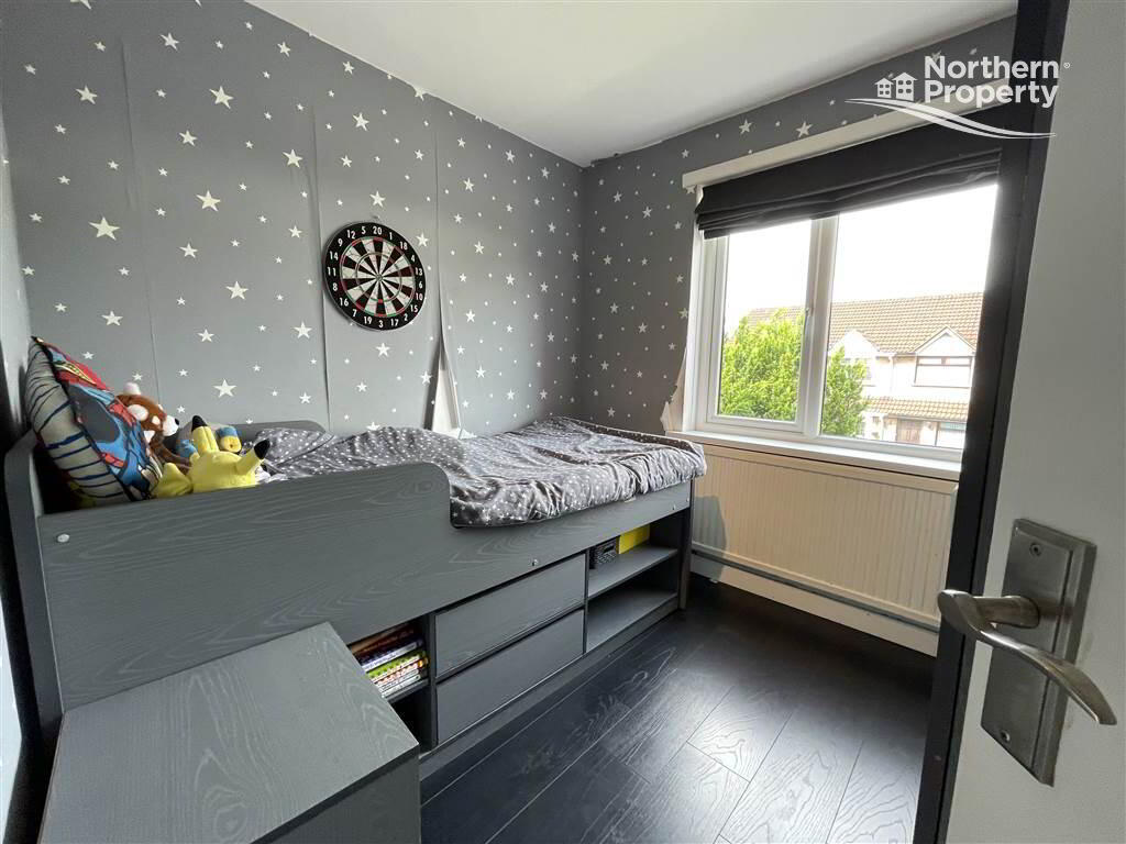 Photo 11 of 14 Lagmore Grove, Belfast