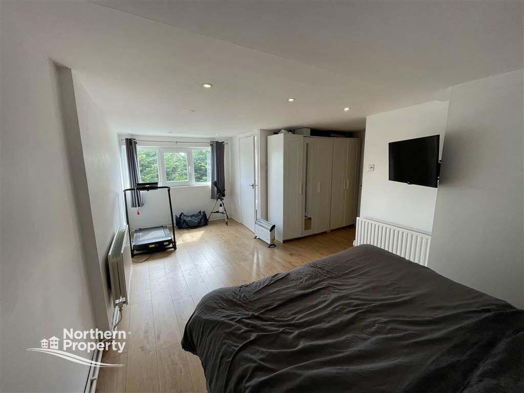 Photo 14 of 14 Lagmore Grove, Belfast