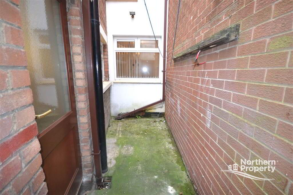 Photo 13 of 1 Beechmount Parade, Belfast
