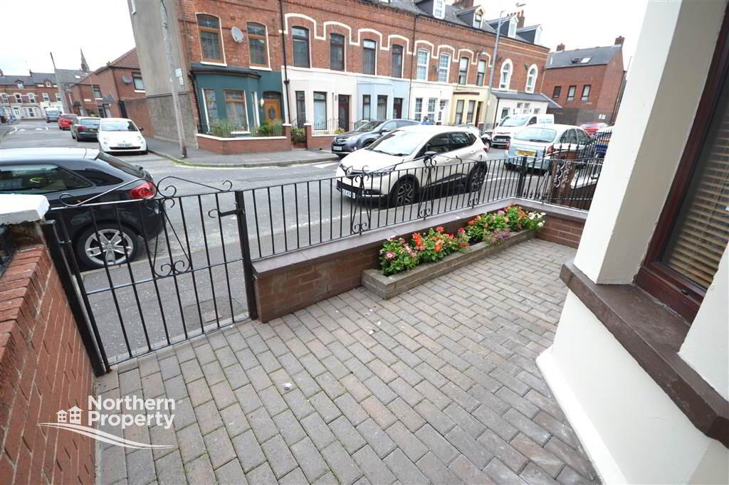 Photo 12 of 105 Madrid Street, Belfast