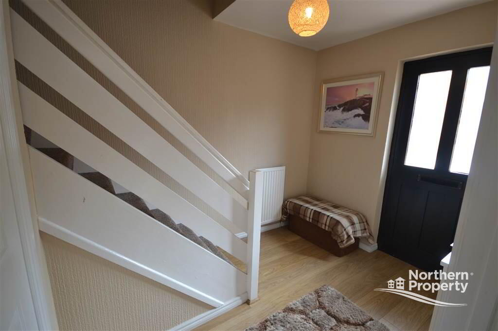 Photo 2 of 23 Clonfaddan Crescent, Belfast