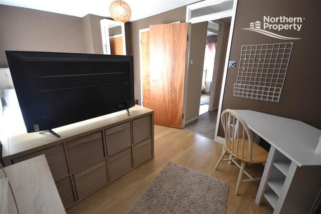Photo 10 of 23 Clonfaddan Crescent, Belfast