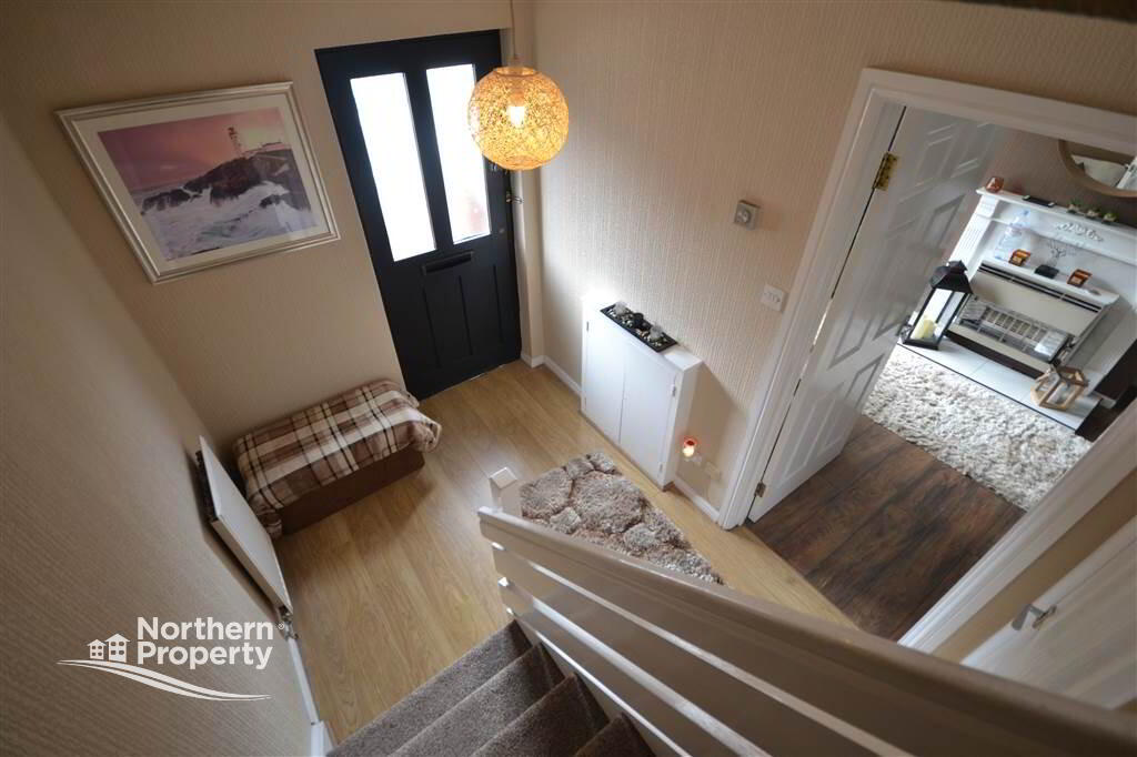Photo 8 of 23 Clonfaddan Crescent, Belfast