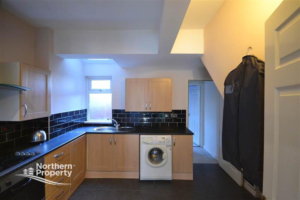 Photo 5 of 65 Rockdale Street, Belfast