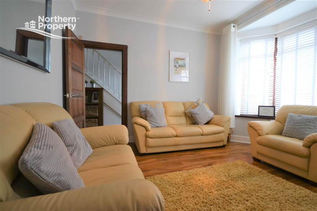 Photo 4 of 3 La Salle Drive, Belfast