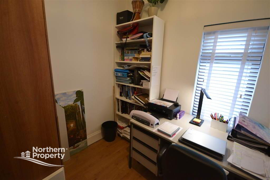 Photo 20 of 3 La Salle Drive, Belfast