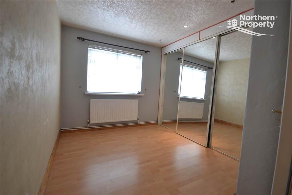 Photo 8 of 28 Edenmore Drive, Belfast