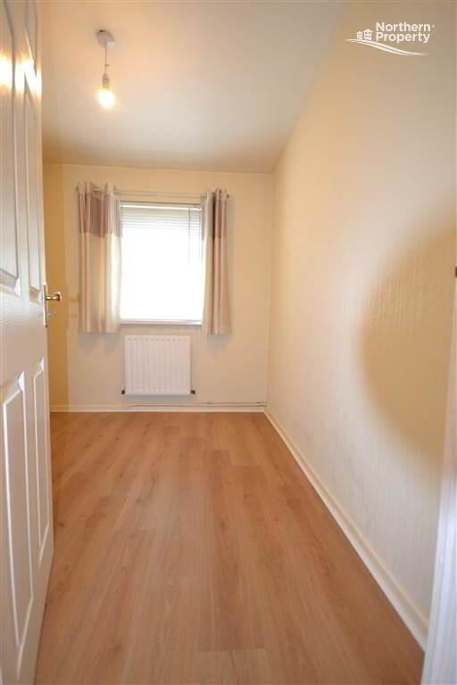 Photo 11 of 28 Edenmore Drive, Belfast