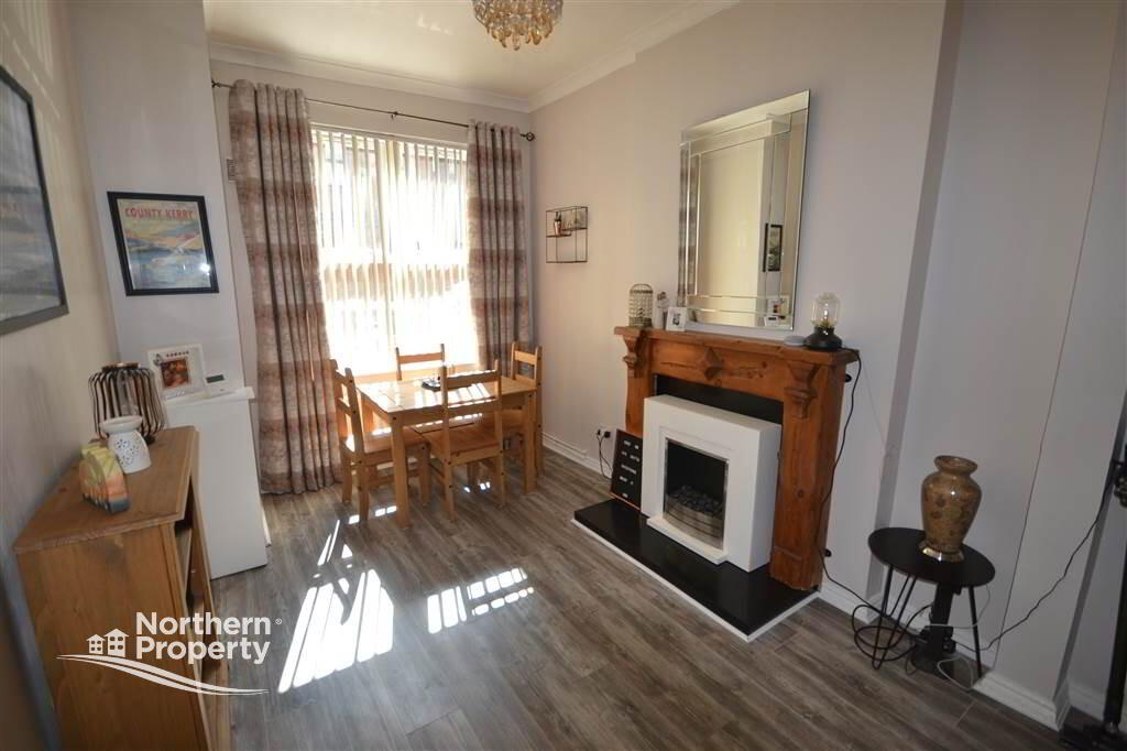 Photo 4 of 18 Cavendish Square, Falls Road, Belfast