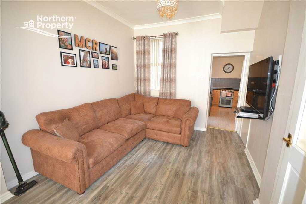 Photo 5 of 18 Cavendish Square, Falls Road, Belfast