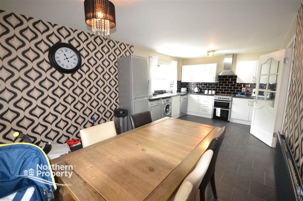 Photo 10 of 14 Colinbrook Gardens, Poleglass, Belfast