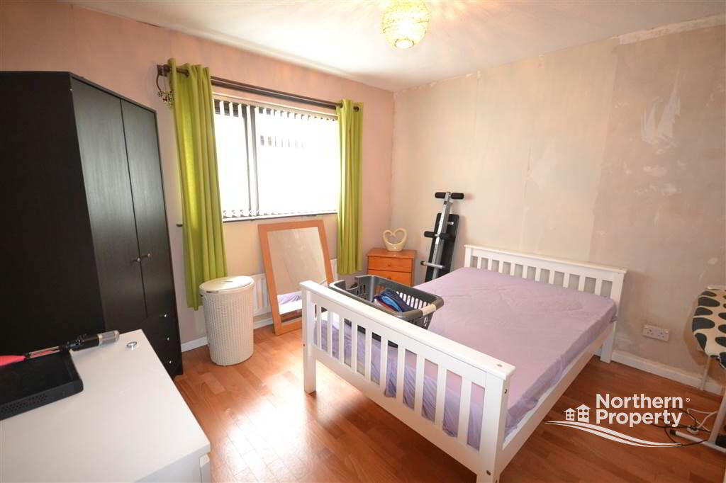 Photo 15 of 14 Colinbrook Gardens, Poleglass, Belfast