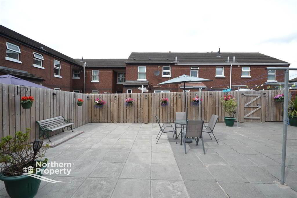 Photo 10 of 4 St Matthews Court, Belfast