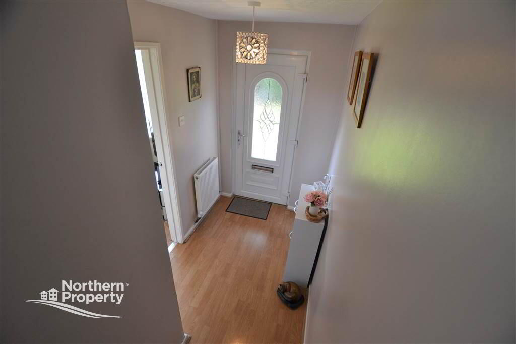 Photo 4 of 30 Gardenmore Road, Dunmurry, Belfast