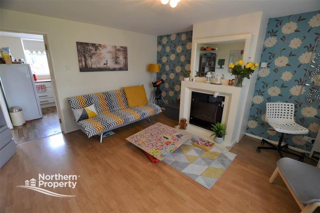 Photo 6 of 30 Gardenmore Road, Dunmurry, Belfast