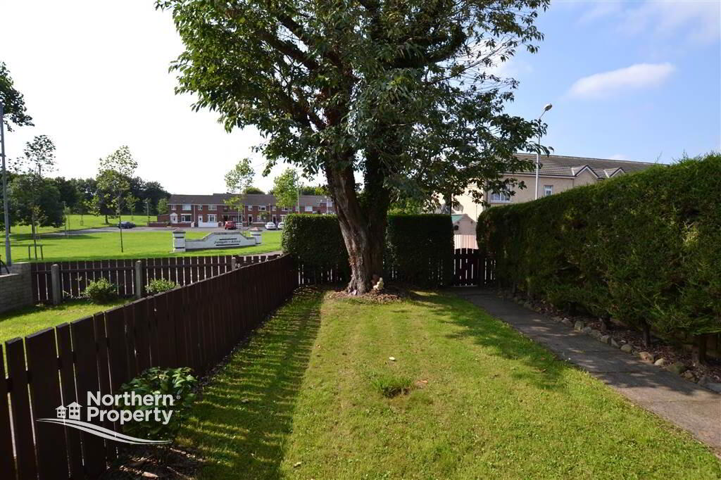 Photo 3 of 30 Gardenmore Road, Dunmurry, Belfast