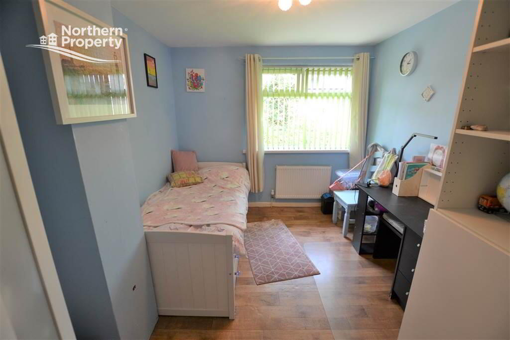 Photo 14 of 30 Gardenmore Road, Dunmurry, Belfast