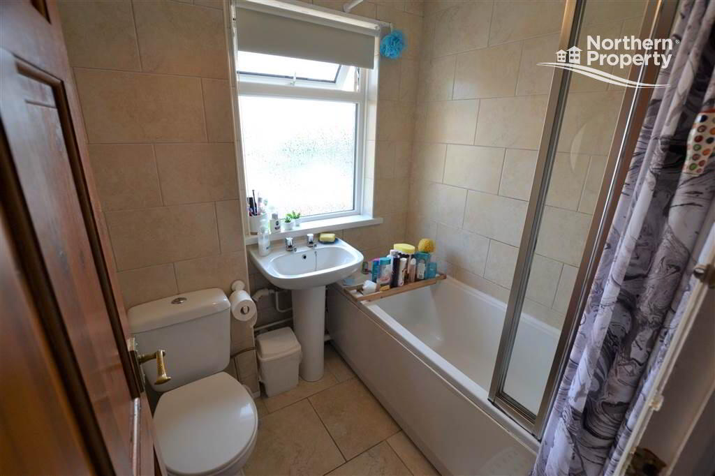 Photo 16 of 30 Gardenmore Road, Dunmurry, Belfast