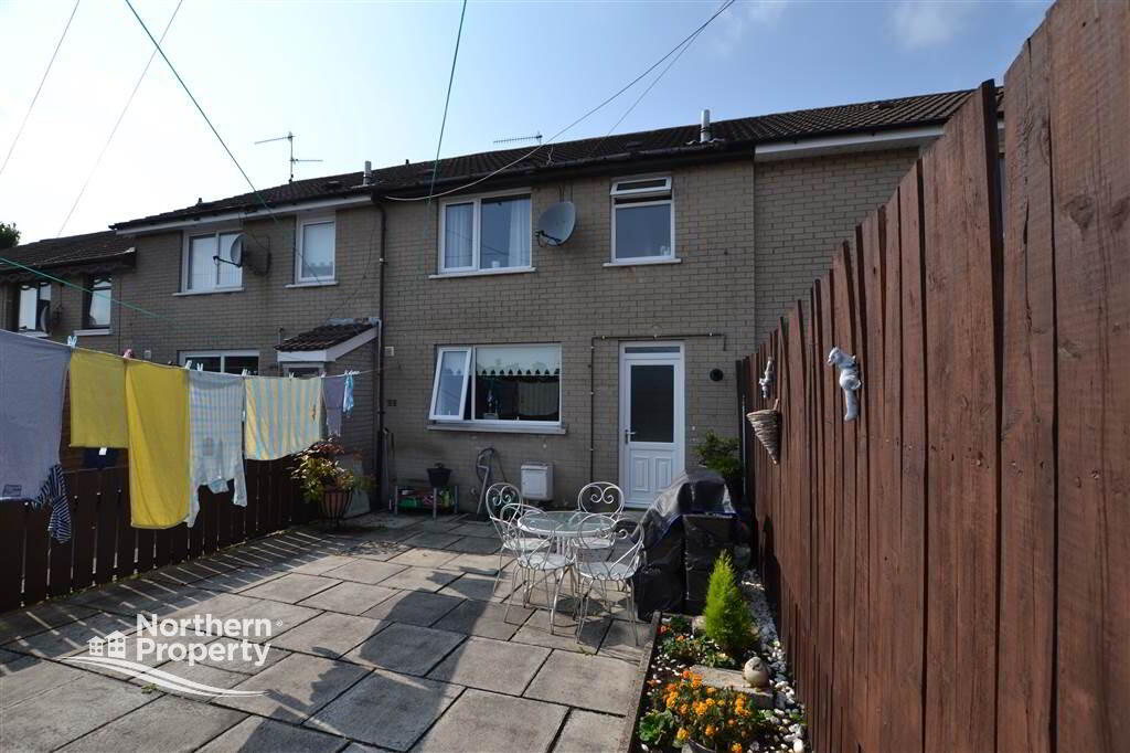 Photo 17 of 30 Gardenmore Road, Dunmurry, Belfast