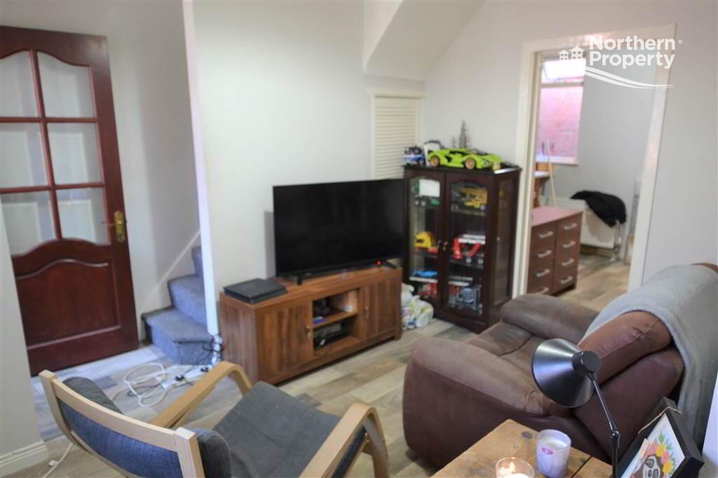 Photo 3 of 50 Oakman Street, Belfast