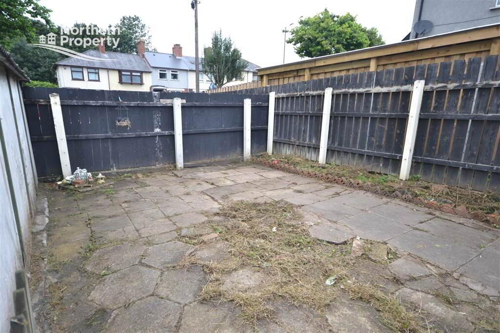Photo 13 of 92 Twadell Avenue, Belfast