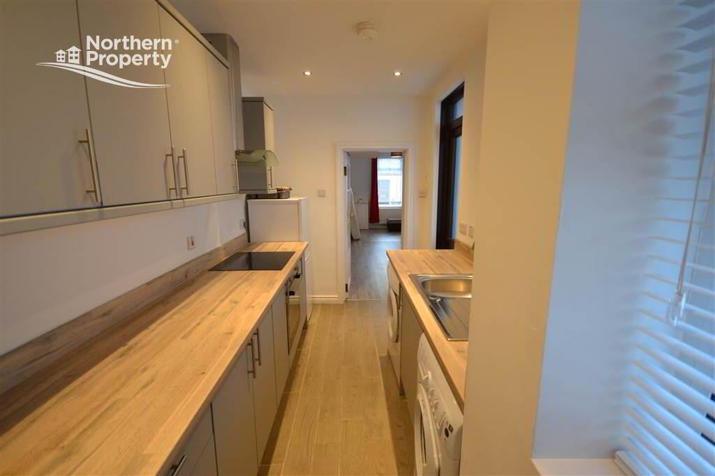 Photo 7 of 38 Nansen Street, Belfast