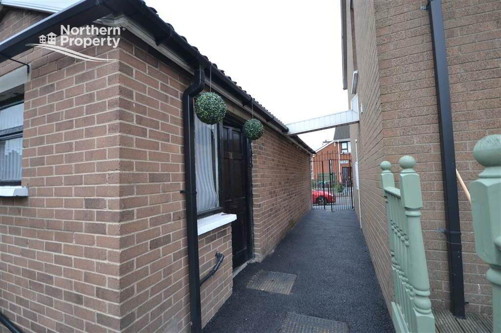 Photo 19 of 1 Lake Glen Park, Belfast